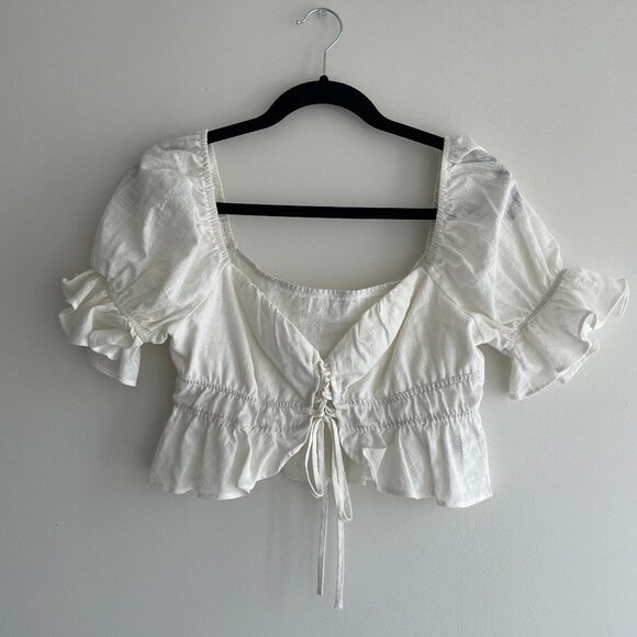 white summer top - Picture 1 of 2